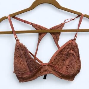 Body frosting lace bralette